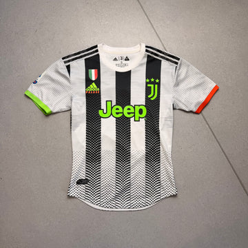 Image - S