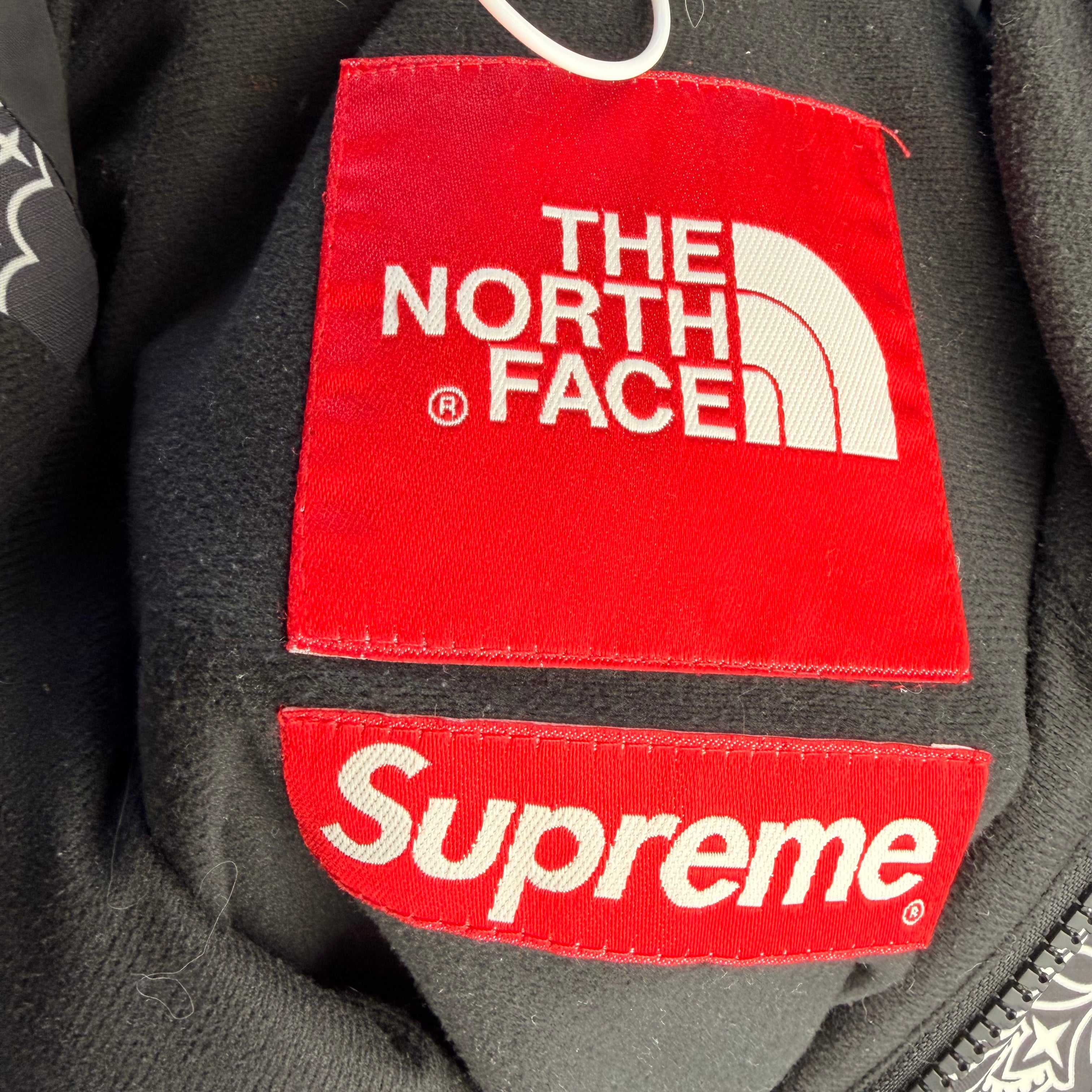 Supreme x The North Face Jacket - L