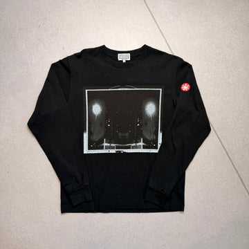 Image - M