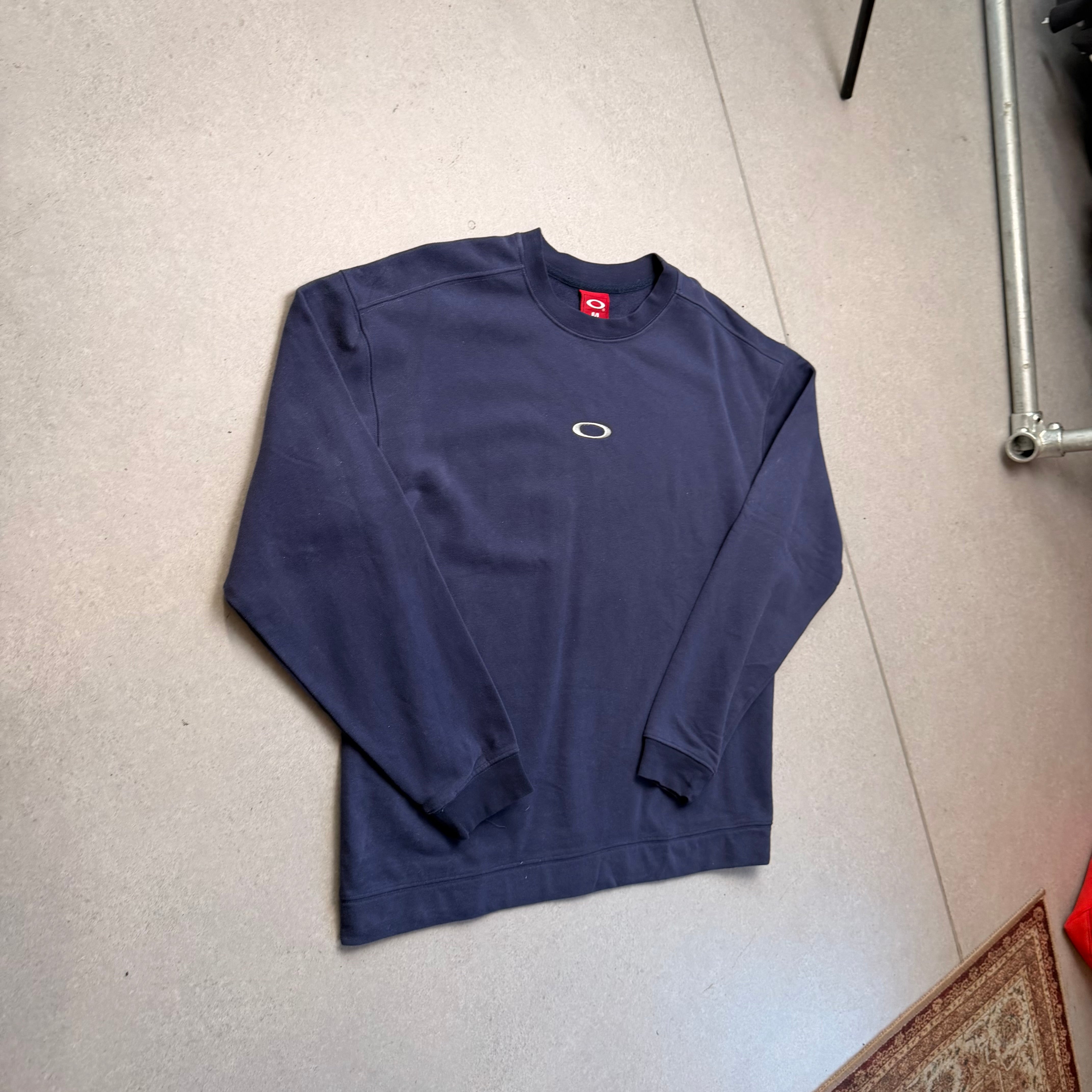 Image - M