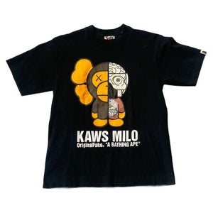 A Bathing Ape (BAPE) x KAWS T-Shirt - Black - S