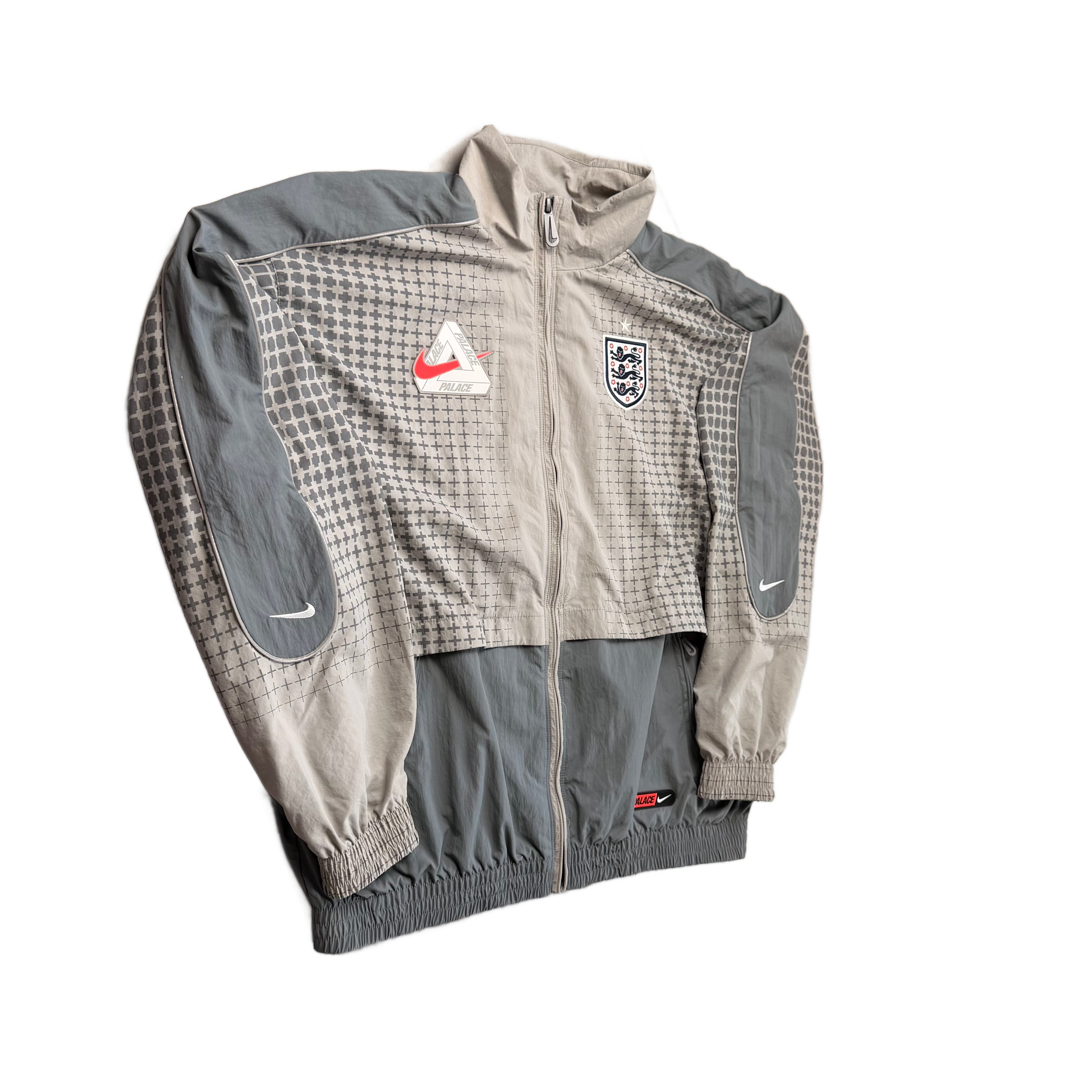 Nike x Palace Jacket - Grey - M