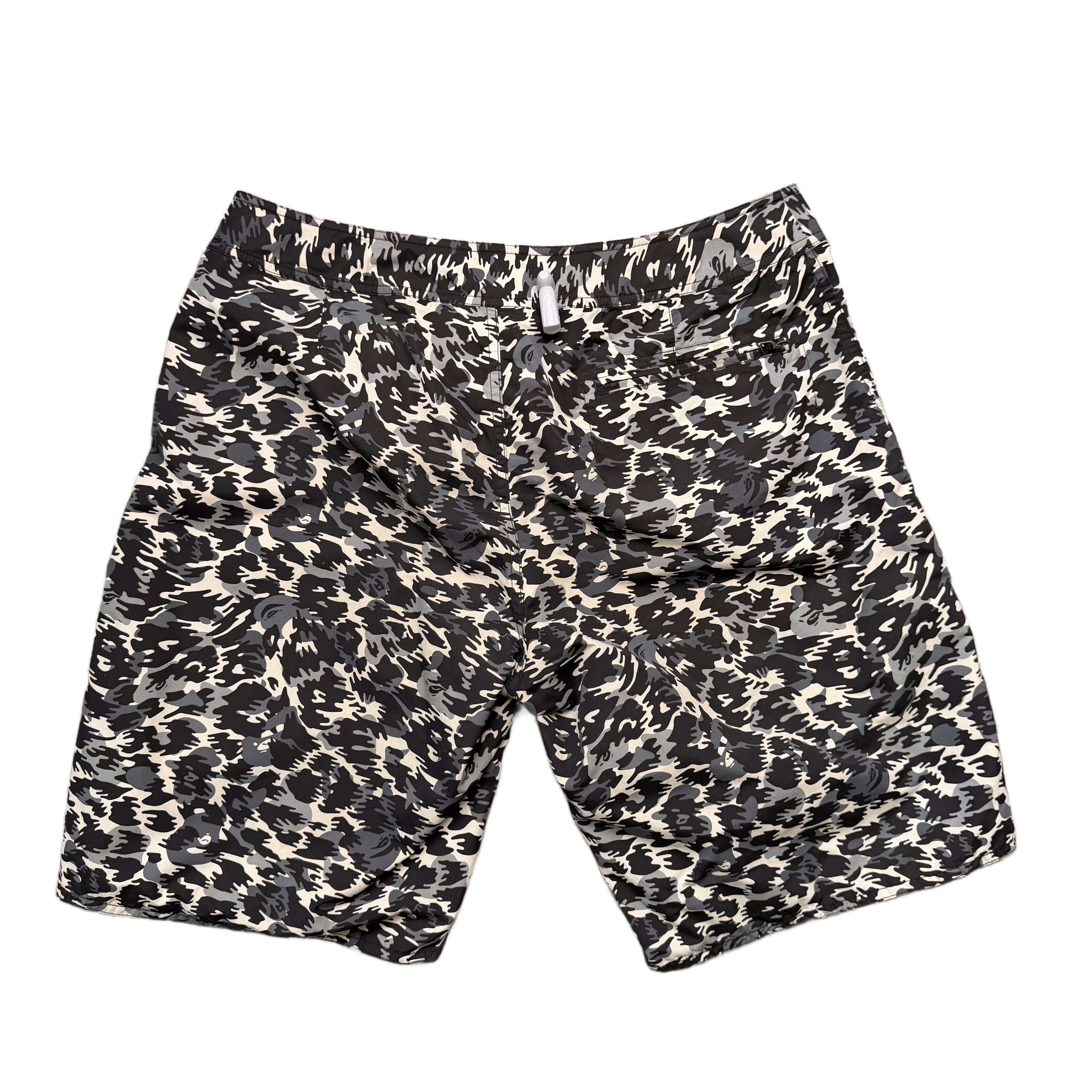 A Bathing Ape (BAPE) Shorts - Multi - L