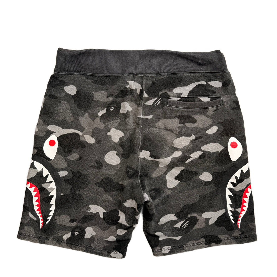A Bathing Ape (BAPE) Shorts - Camo - M