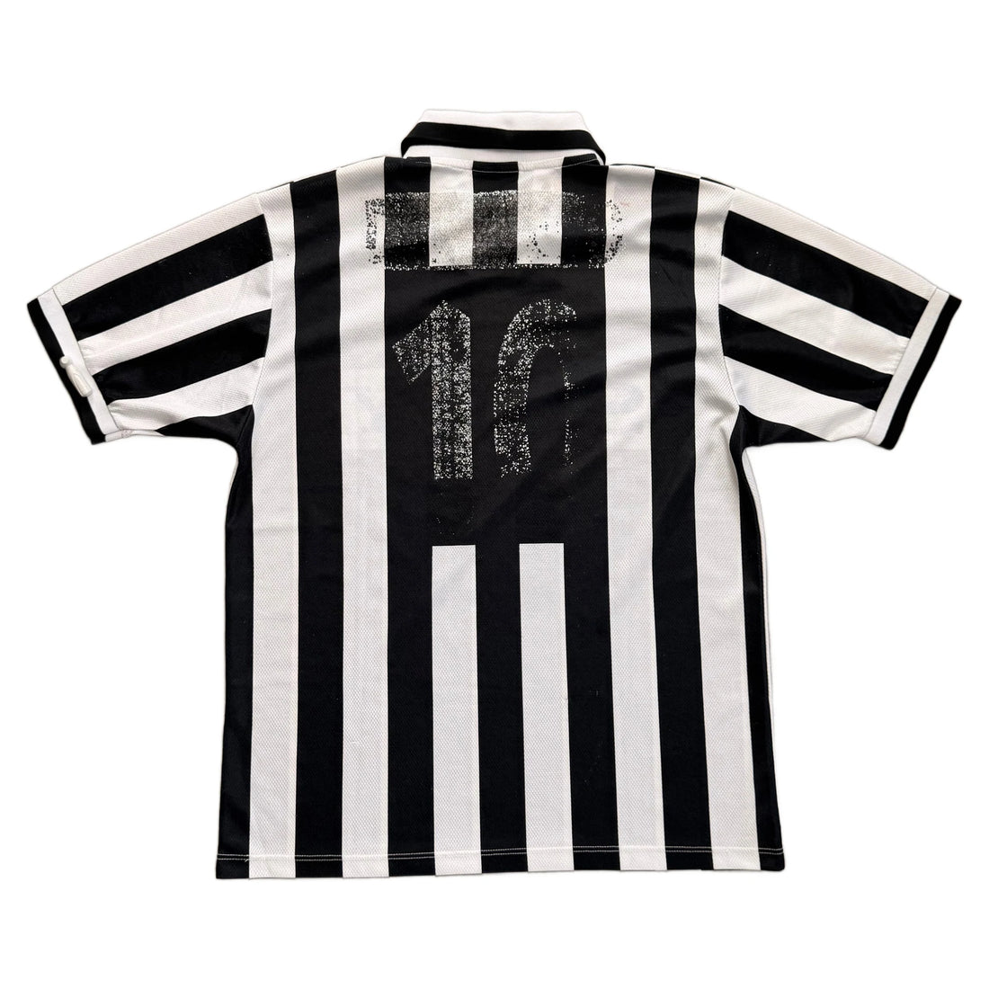 1996-97 Juventus Home Shirt - XL
