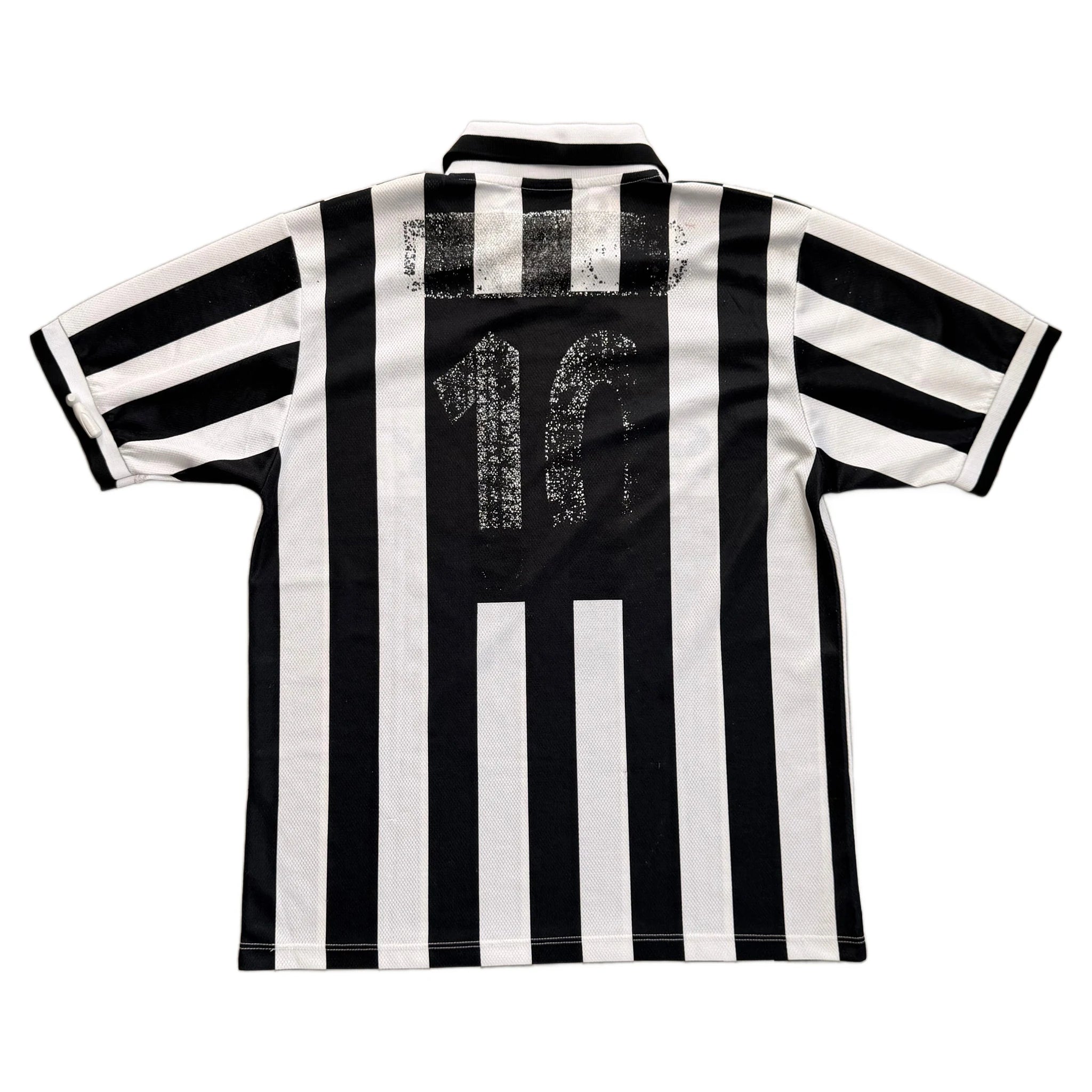 1996-97 Juventus Home Shirt - XL