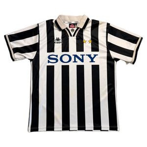 1996-97 Juventus Home Shirt - M