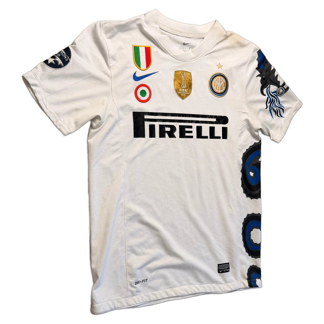 2010-11 Inter Milan Away Shirt - M