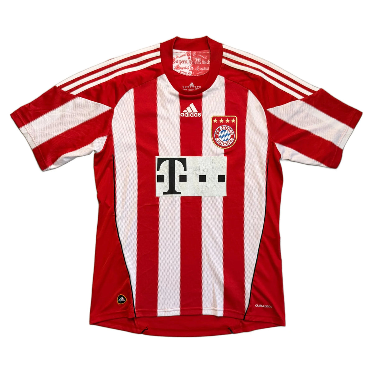 2010-11 Bayern Munich Home Shirt - M