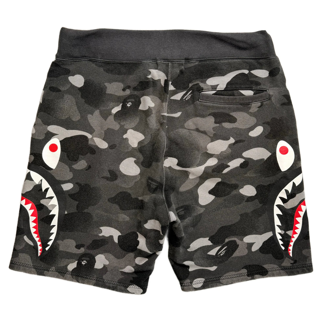 A Bathing Ape (BAPE) Shorts - Camo - M
